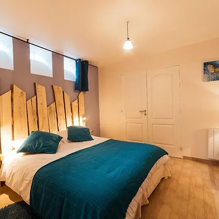 Grande Maison Calme, Piscine, Jardin Et Parking בית נופש Buchères