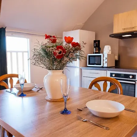 בית נופש Grande Maison Calme, Piscine, Jardin Et Parking *