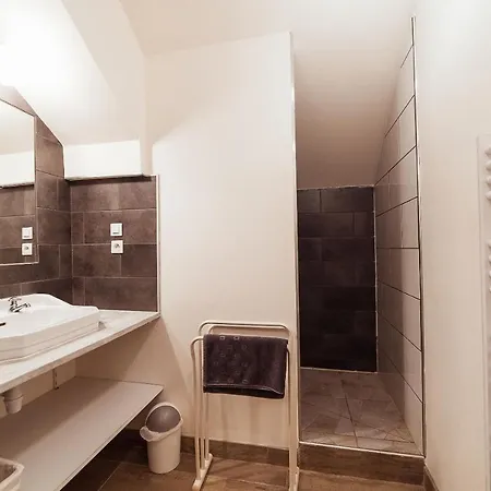 Grande Maison Calme, Piscine, Jardin Et Parking בית נופש Buchères