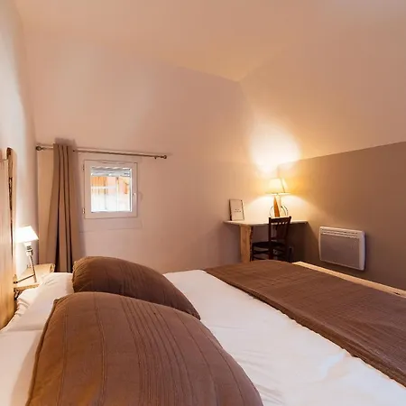 Grande Maison Calme, Piscine, Jardin Et Parking *