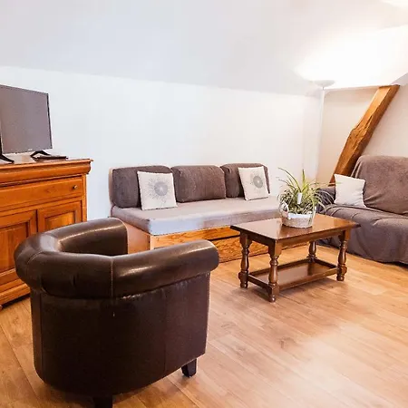 Grande Maison Calme, Piscine, Jardin Et Parking *